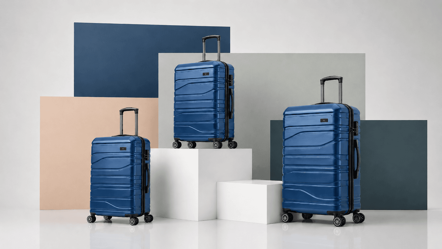Voyaguer luggage assortment